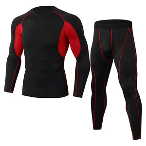 Set completo di compressione da uomo di colore nero e rosso completo di <span class=keywords><strong>tuta</strong></span> da Fitness a maniche lunghe da allenamento da uomo Set di abbigliamento sportivo a compressione <span class=keywords><strong>stretta</strong></span> - Product Image 1