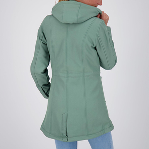 Chaquetas de exterior de poliéster a prueba de viento Softshell en MOQ bajo, chaqueta cortavientos impermeable Softshell informal para damas - Product Image 2