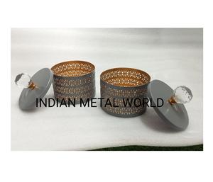 Juego de 3 tarros de frutas secas de metal, diseño antiguo, contenedor de frutas secas de alta calidad para mesa, tarro decorativo de frutas secas al mejor precio - Product Image 3