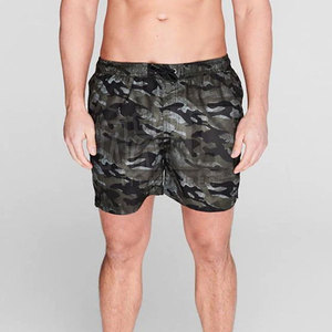 Short d'été à logo personnalisé de haute qualité à sublimation Short pour homme à taille élastique et à séchage rapide et respirant - Product Image 2