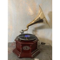 Hermoso Gramófono de estilo antiguo, fonógrafo-Decoración de estilo antiguo hecha a mano-Idea de regalo perfecta