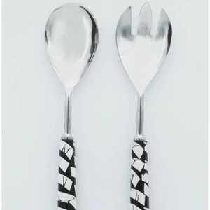 Ensemble de service à salade en acier inoxydable durable avec contours lisses et style moderne pour un service alimentaire pratique et élégant - Product Image 5