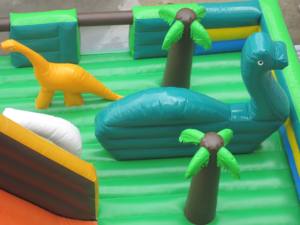 Parc gonflable en PVC Dinosaure Roi pour les fêtes et événements des enfants - Location en extérieur ou lieu d'événement - Product Image 4