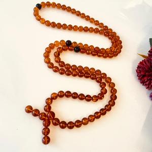 Chapelet bouddhiste en ambre naturel couleur cognac, 108 perles, 12 mm, 106 grammes ; Qualité supérieure, fait main, ambre véritable - Product Image 3