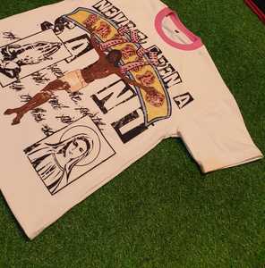 Camiseta Extra Grande de Algodón Grueso Personalizada para Hombre, Impresión DTG, Diseño Ajustado, Pedrería en una Camiseta Estampada para Hombre - Product Image 3