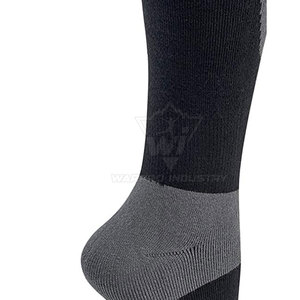 Chaussettes de sport professionnelles, légères et extensibles, avec tissu respirant, pour la course à pied, l'entraînement physique et les jeux - Product Image 4