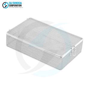 Panier en maille fine avec couvercle en acier inoxydable de qualité médicale, certifié CE, réutilisable pour la manipulation sécurisée des instruments chirurgicaux - Product Image 1