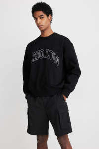 กางเกงขาสั้นผ้ายีนส์ทรงหลวมสำหรับผู้ชายผ้าคอตตอนสีดำแบบปรับแต่งได้สำหรับผู้ชาย - Product Image 2