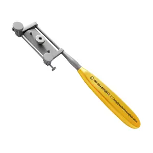 Bisturí de Plástico para Injertos de Piel Plateado 2023 - Product Image 1