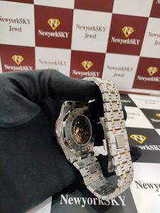 Nuevo reloj Iced Out de lujo personalizado hecho a mano Ajuste automático Bustdown Hip Hop VVS Moissanite reloj precio de fábrica - Product Image 3