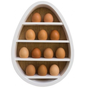 Estante de huevos de madera sostenible para cocinas ecológicas hecho de madera reciclada que ofrece un aspecto rústico natural - Product Image 4