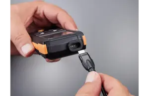 TEsto 110-Instrumento de medición de temperatura NTC y Pt100 con conexión a App - Product Image 2