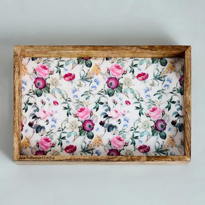 Bandeja de Servir de Madera de Mango con Acabado Natural, Diseño Único Pintado a Mano, Moderna y Lujosa, Forma Rectangular para Mesa - Product Image 3
