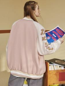 Vente en gros de veste universitaire en laine 100% pour femmes de haute qualité personnalisée, respirante, hiver, support OEM imprimé, broderie teinte - Product Image 2