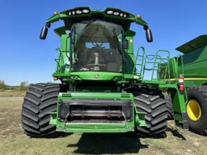 Nuevo Deere 7720 cosechadora de trigo de arroz de 4 ruedas cosechadora hidráulica 4WD cosechadora de granos para granjas - Product Image 4