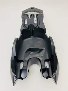 Nouveau réservoir de carburant noir de remplacement pour Ducati Streetfighter 848 2013-2014 avec CD 58611861AB supérieur 8,00 kg pour moto - Product Image 5