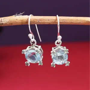 Boucles d'oreilles pendantes en argent 925 avec topaze bleue pour femmes - Cadeau, style classique religieux - Product Image 1