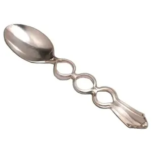 Ensemble de couverts au design moderne en acier inoxydable avec couverts dorés, parfait pour la vaisselle élégante de mariage et d'événement - Product Image 3