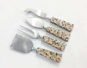 Juego de 3 Cuchillos para Queso Hechos a Mano, Hojas de Acero Inoxidable, Mangos de Madera con Resina Epoxi, Aptos para Lavavajillas, Perfectos para Servir y Regalar - Product Image 6