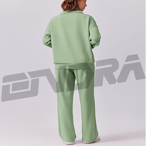 ชุดวอร์มซิปครึ่งตัวสำหรับผู้หญิง ดีไซน์กระชับสวมใส่สบาย ระบายอากาศได้ดี เหมาะสำหรับออกกำลังกาย แฟชั่นสตรีทแวร์ ท่องเที่ยว และสวมใส่ได้ตลอดวัน - Product Image 3