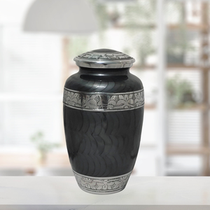 Urne funéraire artisanale en métal écologique de qualité supérieure pour cendres humaines adultes, idéale pour les commémorations, les maisons funéraires et les cimetières. - Product Image 1