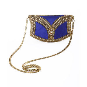 Sac de soirée pour femme en métal perlé, style moderne, léger, très résistant, de qualité supérieure, doublure en soie, idéal pour les mariages - Product Image 1