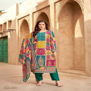 Tenue de cérémonie en pur mousseline à imprimé numérique avec broderie Aari et travail de miroir original Kurti Pent et Dupatta Mode féminine - Product Image 1