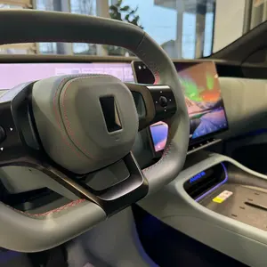 2025 A V A R T R 12 Sedán con Batería de Litio, Neumáticos R18, Asientos de Cuero, Cámara Trasera - Product Image 6