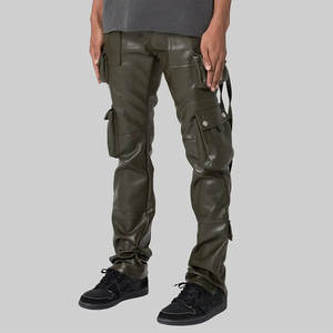 Pantalon cargo durable en cuir pour hommes avec ajustement classique pour décontracté et streetwear Pantalon cargo en cuir pour hommes élégants - Product Image 4