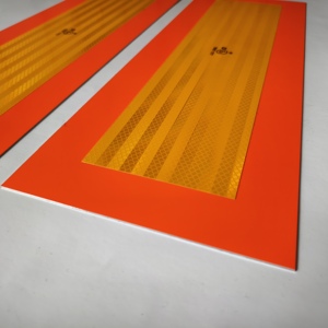 Piastra <span class=keywords><strong>di</strong></span> Marcatura Posteriore Larga 250 mm - Product Image 3