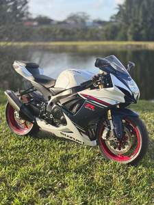 Suzuki GSX-R750Z d'occasion 2024 disponible à la vente - Product Image 2