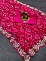 Sari de Boda Tradicional de Georgette Pura con Estampado Bandhani de Jodhpur, Pallu con Trabajo Pita y Borde Butti
