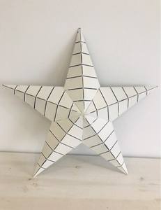 Estrella decorativa de metal blanqueado decorativa de latón AK con decoración de pared de Metal de estrella de cinco puntas - Product Image 1