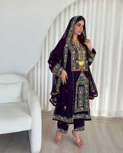 Kaftan Salwar Kameez pour femmes arabes islamiques AWAIS HOUSE, en georgette de polyester, orné de perles à la main, taille plus, léger, ourlet évasé, longueur au sol - Product Image 3