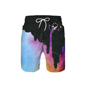 กางเกงขาสั้นลำลองผู้ชายเอวกลาง ลายพิมพ์ระเหิด ฤดูร้อน 2025 เป็นมิตรกับสิ่งแวดล้อม แห้งเร็ว ลายเรียบ สีและขนาดสั่งทำได้ ผ้าโพลีเอสเตอร์/คอตตอน - Product Image 1