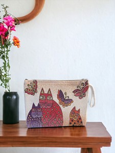 DAFNI <b>BIG</b> PAZAR Hand Embroidery & Hand Drawn Design Fabric Clutch Bag - Product Image 3