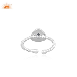 Attrayant Labradorite Trillion Cut Gemstone Birthstone Chaque occasion Bague faite à la main sur mesure Fabrication de bijoux à la main - Product Image 4