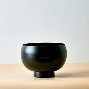 ชามทรงดอกไม้ทำด้วยมือทำจากโลหะดีไซน์ที่ดีที่สุดสำหรับตกแต่งโต๊ะในบ้านและงานแต่งงาน - Product Image 2