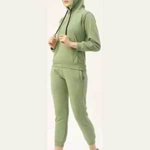 ชุดวอร์มผู้หญิงแบบมีฮู้ด พิมพ์ลาย ทรงเข้ารูป ระบายอากาศ น้ำหนักเบา ผลิตจากโพลีเอสเตอร์/คอตตอน รับผลิตตามสั่งขายส่ง - Product Image 3