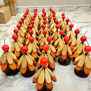 Sous-plat en bois pour arbre de Noël, 3 couches, fait à la main, résistant à la chaleur, écologique, taille 18 cm, marron - Product Image 1