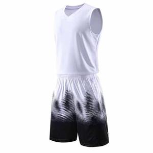 Vêtements de sport en polyester personnalisés les plus vendus uniformes de basket-ball respirants nouveaux ensembles d'entraînement de conception pour l'équipe de sublimation d'été - Product Image 5