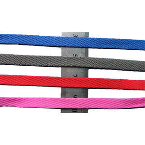 Lacets plats en polyester de 1/16 po avec aimants pour baskets et chaussures de sport - Product Image 2