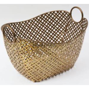 Approvisionnement direct d'usine le plus demandé Bol de créateur de fantaisie unique plaqué or en métal robuste avec poignées pour une meilleure prise en main - Product Image 1