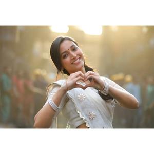 Vêtements de mariage de qualité à l'exportation, couleur blanche, broderie Georgette, travail, Lehenga, Choli, vente en gros, fournisseur de Surat - Product Image 4