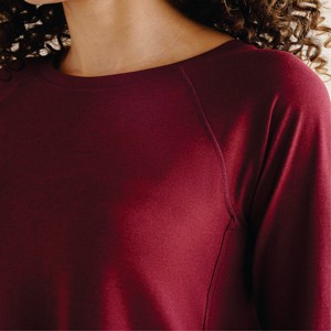 92% poliéster reciclado 8% Spandex Slim Fit secado rápido Anti olor Windsor Wine Mix mujeres renovar transpirable manga larga Top - Product Image 3