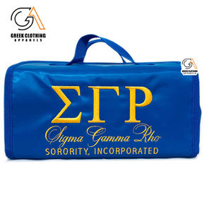 Sac de sport personnalisé Sigma Gamma Rho, broderie personnalisée, sac de voyage de luxe en PU, lettres grecques, accessoire de sororité personnalisé - Product Image 1