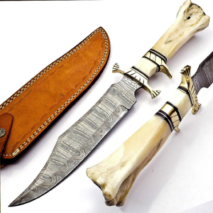 Cuchillo Bowie de Acero de Damasco Personalizado al por Mayor OEM/ODM para Caza y Camping con Mango de Madera y Funda de Cuero - Product Image 1