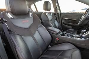 Chevrolet SS 2017 Usado, Motor V8 Supercargado, Color Rojo Intenso, Proveniente de un Clima Cálido - Product Image 5