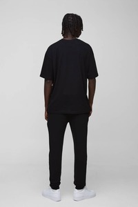 กางเกงขายาวลำลองผู้ชาย สไตล์สตรีทแวร์ เอวยางยืด ใส่สบาย น้ำหนักเบา สีดำ รับสกรีนโลโก้ - Product Image 3