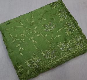 Bollywood Georgette Sari Collection para adultos Hilo hermoso y trabajo de piedra Swarovski con blusa - Product Image 3